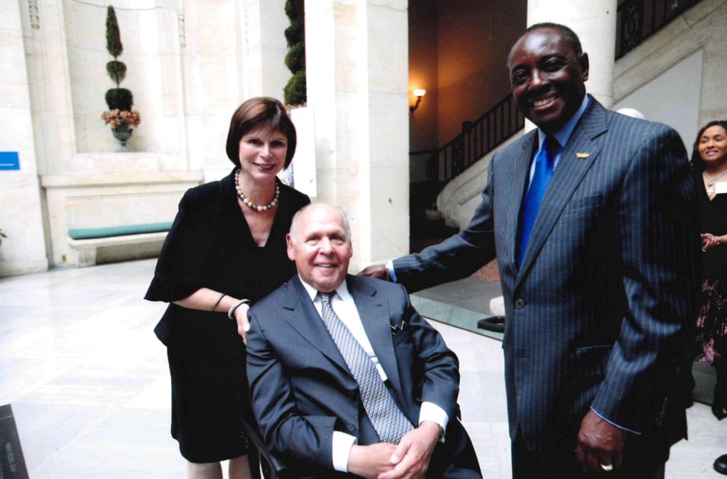 Eugene & Marcia Applebaum with Dr. Irvin Reid, 2008